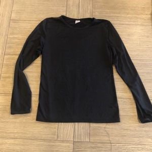 Black cuddl duds long sleeve tee Medium short top